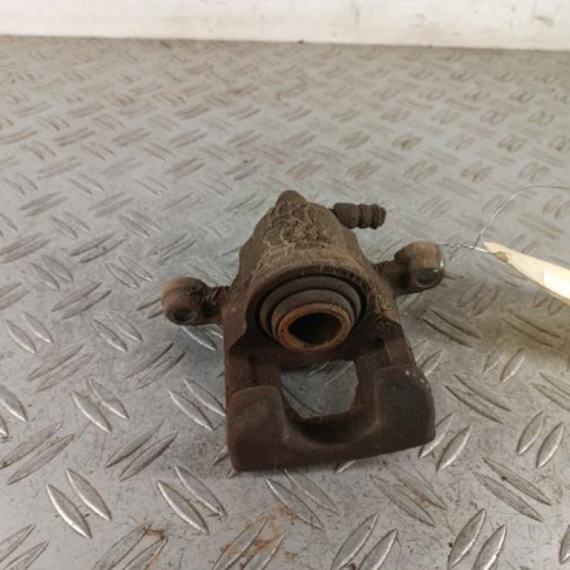 Etrier arriere gauche (freinage) NISSAN JUKE 1 Etrier arriere gauche (freinage) NISSAN JUKE 1