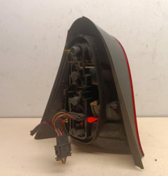 Feu arriere principal droit (feux) MERCEDES CLASSE A 168 Photo n°3