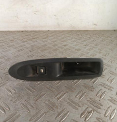 Interrupteur de leve vitre arriere droit CITROEN C4 2 Photo n°1