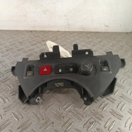 Interrupteur de leve vitre avant gauche PEUGEOT PARTNER 2 Photo n°1