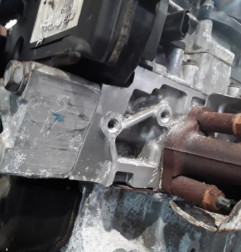 Moteur PEUGEOT 208 1 Photo n°9