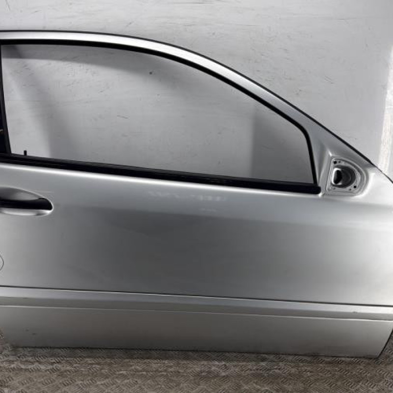 Porte avant droit MERCEDES CLASSE C 203 COUPE SPORT