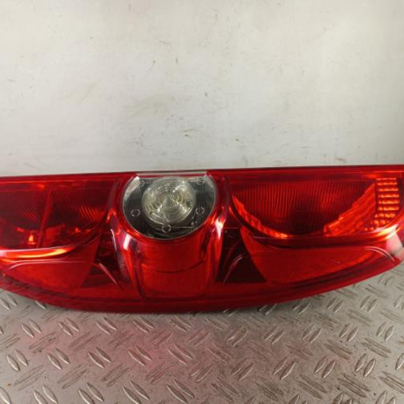 Feu arriere principal droit (feux) FIAT DOBLO 2