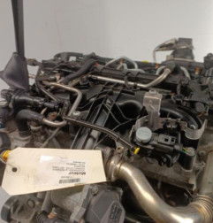 Moteur VOLKSWAGEN TOURAN 2 Photo n°5