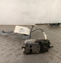 Serrure avant droit PEUGEOT 3008 1