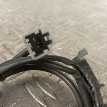 Attache ceinture avant gauche FIAT PANDA 2