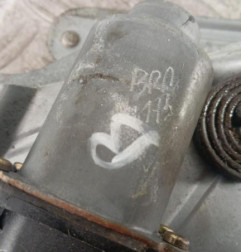 Leve vitre electrique avant gauche RENAULT TWINGO 1 Photo n°4