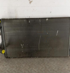 Radiateur eau VOLKSWAGEN PASSAT 5 Photo n°1