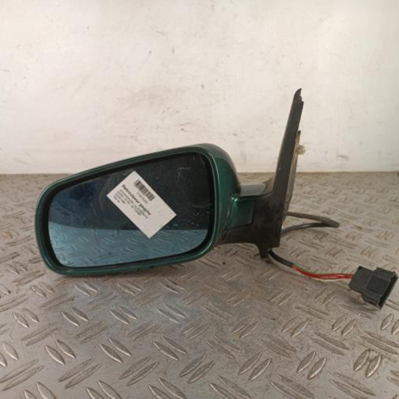 Retroviseur gauche VOLKSWAGEN BORA