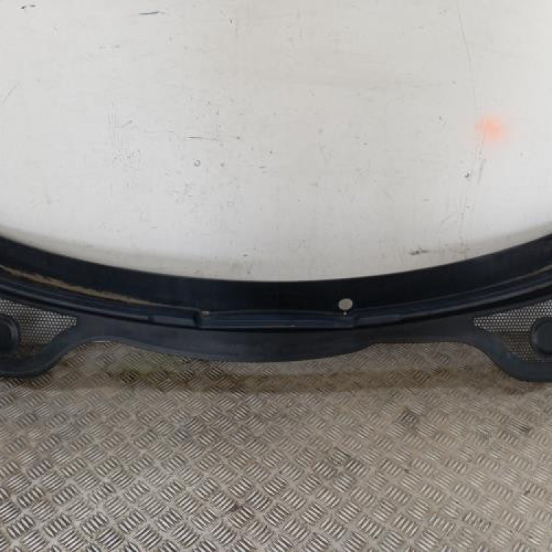 Baie de pare brise AUDI Q3 1 Baie de pare brise AUDI Q3 1