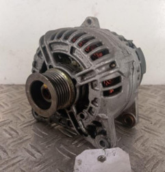 Alternateur RENAULT VEL SATIS Photo n°1