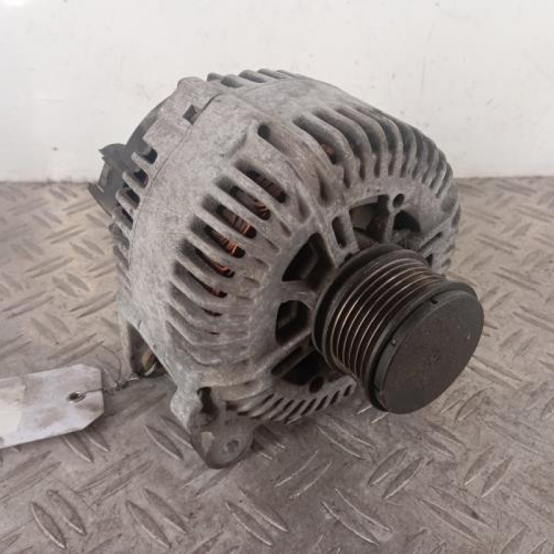 Alternateur VOLKSWAGEN PASSAT 5
