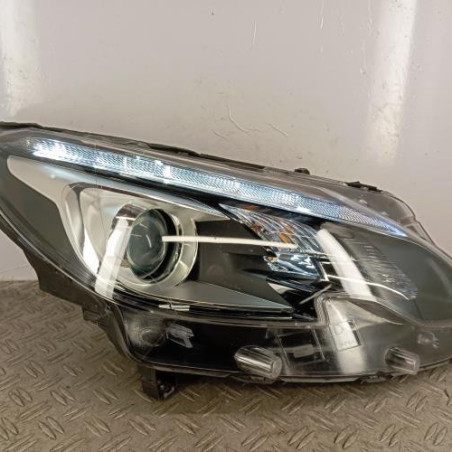 Optique avant principal droit (feux)(phare) PEUGEOT 2008 1