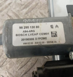 Leve vitre electrique arriere gauche PEUGEOT 2008 1 Photo n°4