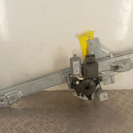 Leve vitre electrique avant droit PEUGEOT 2008 1 Photo n°1
