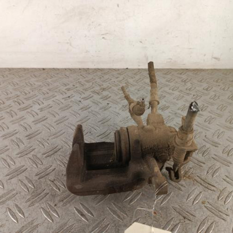 Etrier arriere droit (freinage) VOLKSWAGEN TRANSPORTER 6