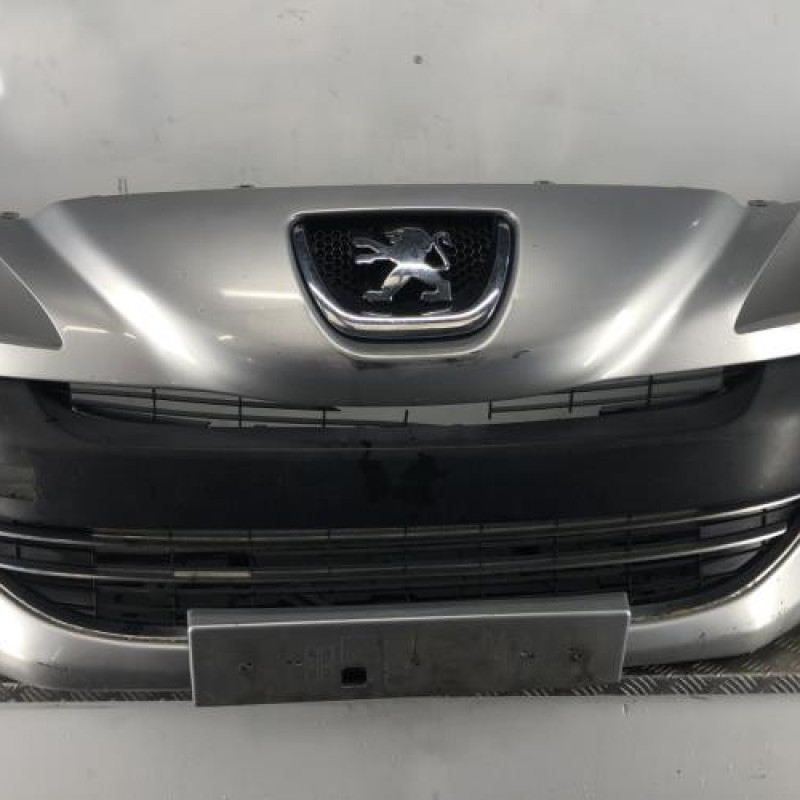 Pare choc avant PEUGEOT 308 1 SW