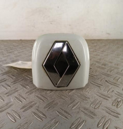 Bouton de coffre RENAULT CLIO 2 Photo n°1