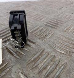 Interrupteur de leve vitre avant droit CITROEN XSARA PICASSO