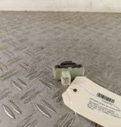 Interrupteur de leve vitre arriere droit PEUGEOT 508 1 SW