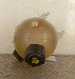 Vase d'expansion CITROEN DS5 Photo n°1