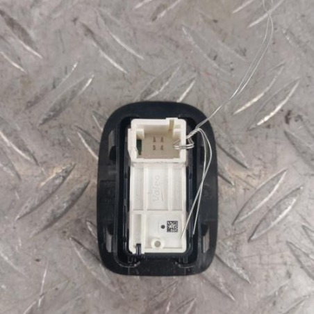 Interrupteur de leve vitre arriere gauche PEUGEOT 2008 1