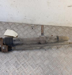 Cremaillere assistee PEUGEOT 106 Photo n°4