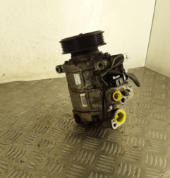 Compresseur clim AUDI A4 2 Photo n°1