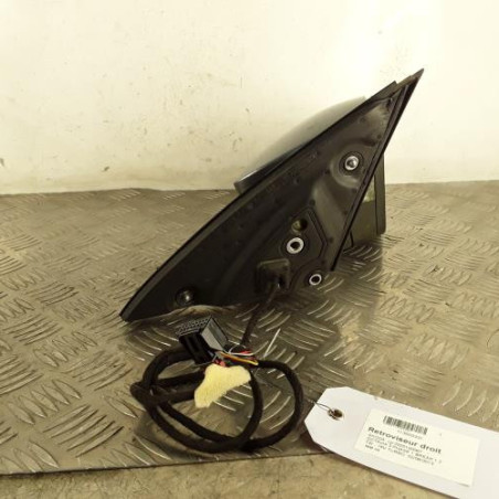 Retroviseur droit SKODA OCTAVIA 3