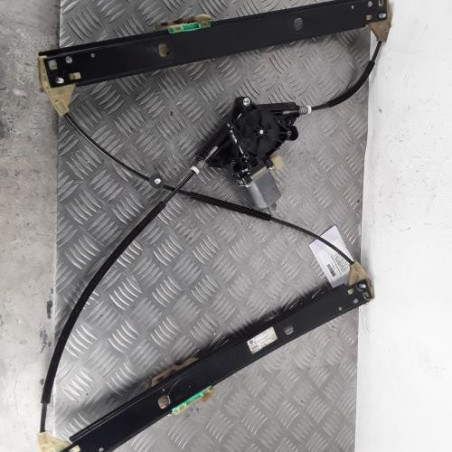 Leve vitre electrique avant gauche SKODA OCTAVIA 3