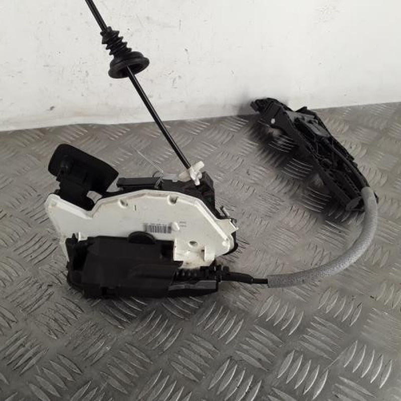 Serrure arriere droit SKODA OCTAVIA 3 Serrure arriere droit SKODA OCTAVIA 3