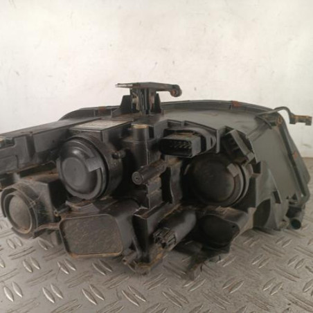 Optique avant principal gauche (feux)(phare) AUDI A4 3