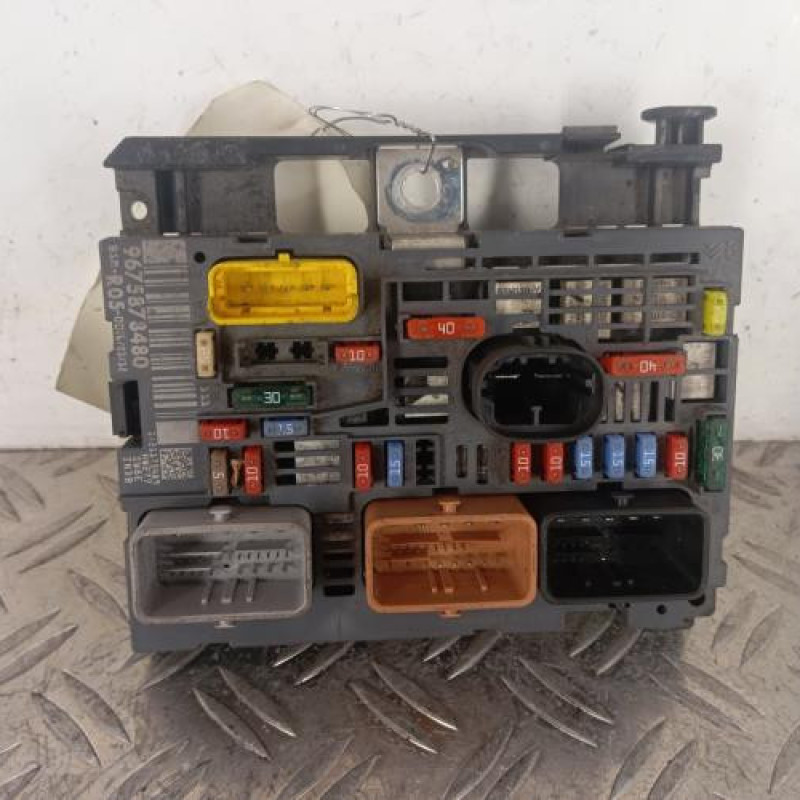 Boitier servitude moteur (BSM) PEUGEOT 308 1 SW Boitier servitude moteur (BSM) PEUGEOT 308 1 SW