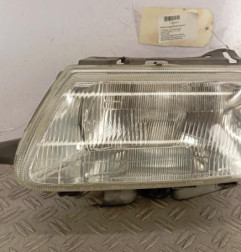 Optique avant principal gauche (feux)(phare) CITROEN SAXO Photo n°1