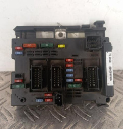 Boitier servitude moteur (BSM) PEUGEOT 307 Photo n°1
