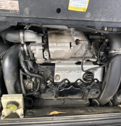 Attache ceinture avant droit CITROEN DS5 Photo n°3