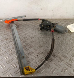 Leve vitre electrique avant droit FORD FIESTA 4 Photo n°1