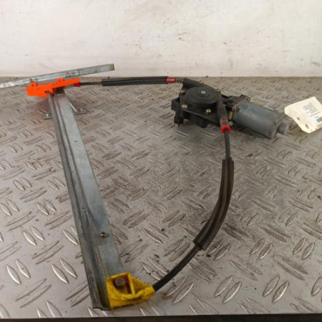 Leve vitre electrique avant droit FORD FIESTA 4 Photo n°1