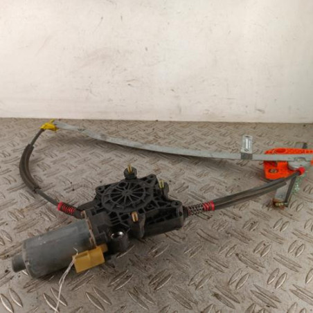 Leve vitre electrique avant gauche FORD FIESTA 4 Photo n°1