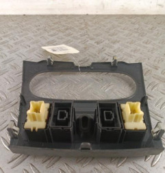 Interrupteur de leve vitre avant gauche DACIA SANDERO 2