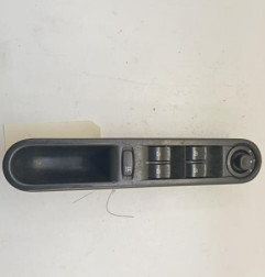 Interrupteur de leve vitre avant gauche RENAULT GRAND ESPACE 4 Photo n°1