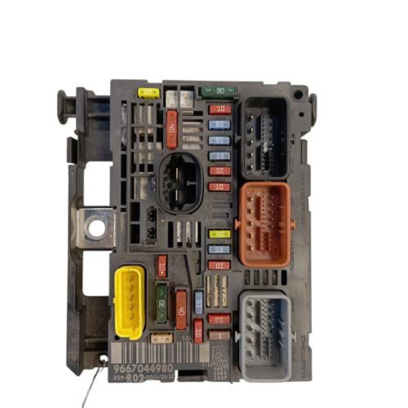 Boitier servitude moteur (BSM) CITROEN C5 2 Boitier servitude moteur (BSM) CITROEN C5 2