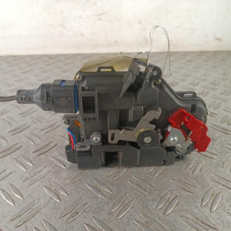 Serrure avant droit VOLKSWAGEN GOLF 5