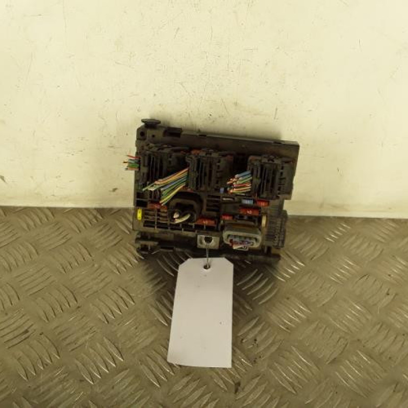 Boitier servitude moteur (BSM) CITROEN C4 PICASSO 1 Boitier servitude moteur (BSM) CITROEN C4 PICASSO 1