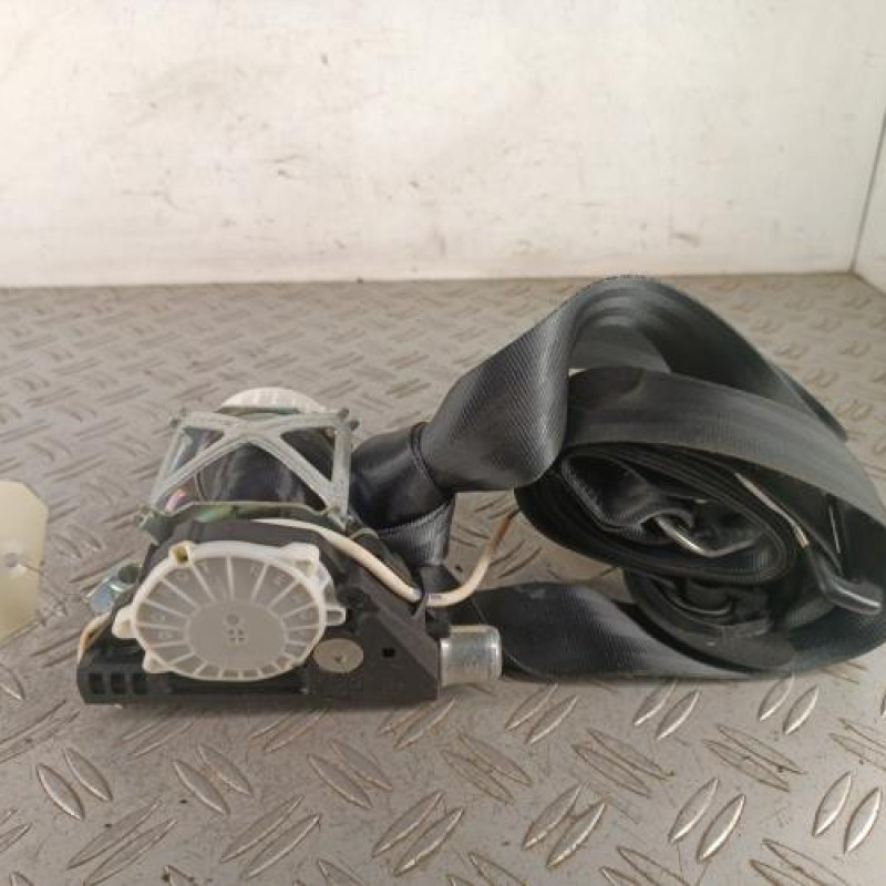 Ceinture avant droit VOLKSWAGEN PASSAT 6