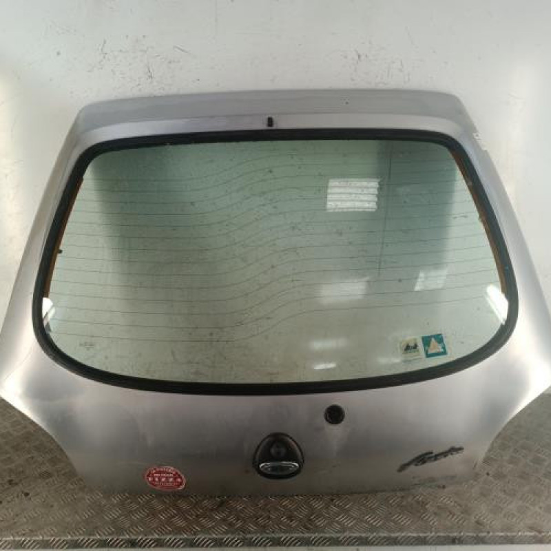 Malle/Hayon arriere FORD FIESTA 4
