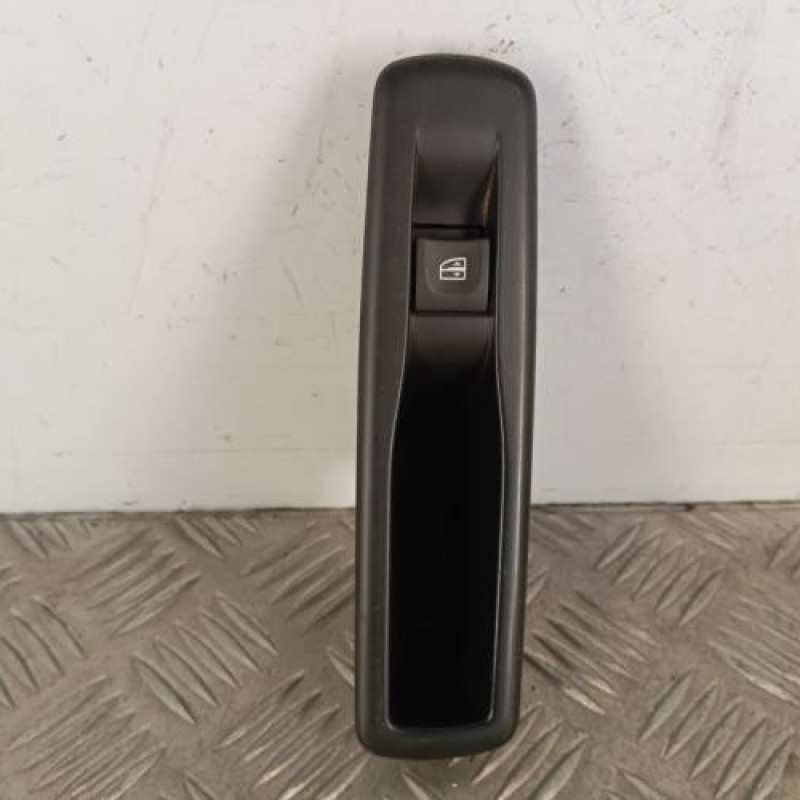 Interrupteur de leve vitre arriere gauche RENAULT GRAND SCENIC 3
