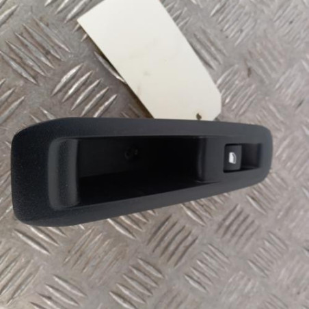 Interrupteur de leve vitre arriere droit PEUGEOT 308 2 Photo n°1