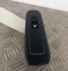 Interrupteur de leve vitre avant droit PEUGEOT 308 2 Photo n°1