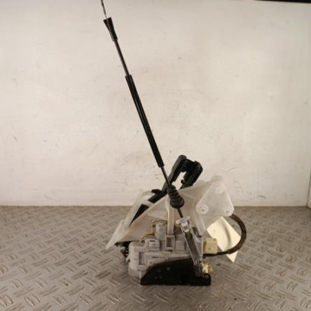 Serrure arriere gauche VOLKSWAGEN PASSAT 6